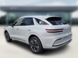 Genesis Electrified GV70 19" AWD 2027 — side view
