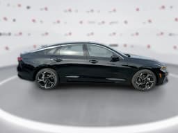 Kia K5 GT-Line Auto FWD 2026 — side view
