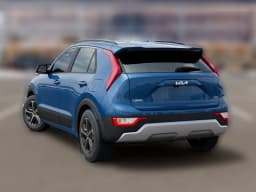 Kia Niro EX FWD 2026 — side view