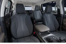 Kia Carnival LX FWD 2027 — side view