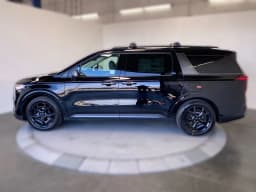 Kia Carnival SX Prestige FWD 2026 — side view
