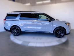 Kia Carnival SX FWD 2027 — side view