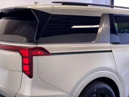 Kia Carnival SX FWD 2027 — side view