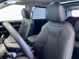 Kia Carnival SX FWD 2027 — side view