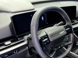 Kia Carnival SX FWD 2027 — side view