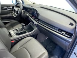 Kia Carnival SX FWD 2027 — side view