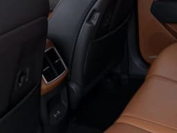 Kia Sportage Plug-In Hybrid X-Line AWD 2027 — side view