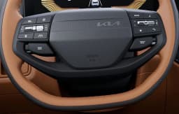 Kia Sportage Plug-In Hybrid X-Line AWD 2027 — side view