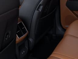 Kia Sportage Plug-In Hybrid X-Line AWD 2027 — side view