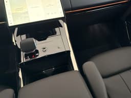 Land Rover Range Rover Sport SE P360 2026 — side view