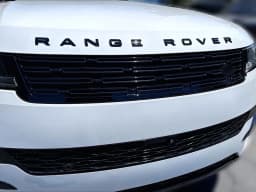 Land Rover Range Rover Sport SE P360 2026 — side view