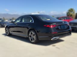Mercedes-Benz S-Class S 500 4MATIC Sedan 2027 — side view