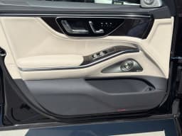 Mercedes-Benz S-Class S 500 4MATIC Sedan 2027 — side view
