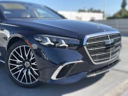 Mercedes-Benz S-Class S 580 4MATIC Sedan 2027 — side view