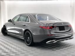 Mercedes-Benz S-Class S 580 4MATIC Sedan 2027 — side view