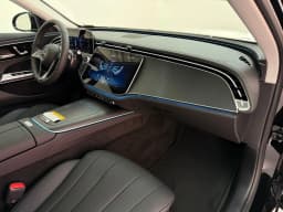 Mercedes-Benz E-Class E 350 4MATIC Sedan 2026 — side view