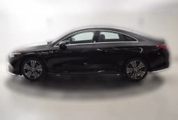 Mercedes-Benz CLA CLA 220 Hybrid FWD 2027 — side view