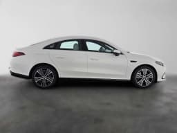 Mercedes-Benz CLA CLA 220 Hybrid FWD 2027 — side view