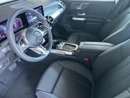 Mercedes-Benz GLB GLB 250 SUV 2026 — side view