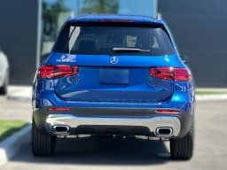 Mercedes-Benz GLB GLB 250 SUV 2026 — side view