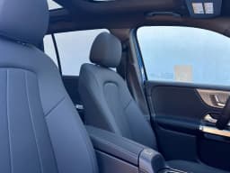 Mercedes-Benz GLB GLB 250 SUV 2026 — side view