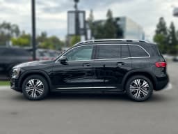 Mercedes-Benz GLB GLB 250 SUV 2026 — side view