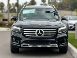 Mercedes-Benz GLB GLB 250 SUV 2026 — side view