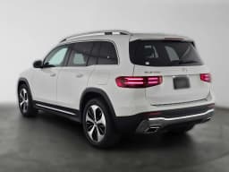 Mercedes-Benz GLB GLB 250 SUV 2026 — side view
