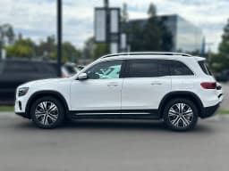 Mercedes-Benz GLB GLB 250 SUV 2026 — side view