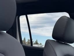 Mercedes-Benz GLB GLB 250 SUV 2026 — side view