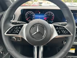 Mercedes-Benz GLB GLB 250 SUV 2026 — side view
