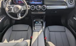 Mercedes-Benz GLB GLB 250 4MATIC SUV 2026 — side view