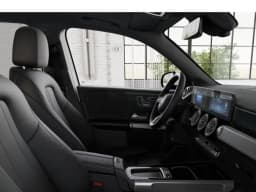 Mercedes-Benz GLB GLB 250 4MATIC SUV 2026 — side view