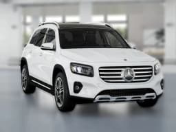 Mercedes-Benz GLB GLB 250 4MATIC SUV 2026 — side view
