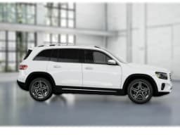Mercedes-Benz GLB GLB 250 4MATIC SUV 2026 — side view