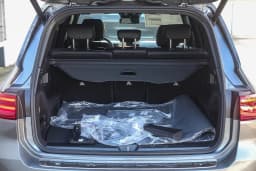 Mercedes-Benz GLB GLB 250 4MATIC SUV 2026 — side view