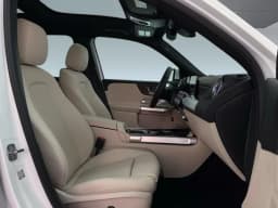 Mercedes-Benz GLB GLB 250 4MATIC SUV 2026 — side view