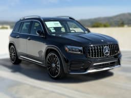 Mercedes-Benz GLB AMG GLB 35 4MATIC SUV 2026 — side view