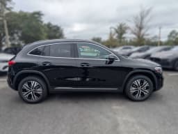 Mercedes-Benz GLA GLA 250 4MATIC SUV 2026 — side view