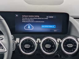 Mercedes-Benz GLA GLA 250 4MATIC SUV 2026 — side view