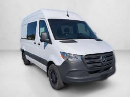 Mercedes-Benz Sprinter Cargo Van Standard Roof 4-Cyl Diesel 2500 Standard Roof I4 Diesel 144" RWD 2026 — side view