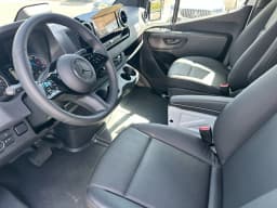 Mercedes-Benz eSprinter Cargo Van High Roof HO 2500 High Roof HO 170" RWD 2025 — side view