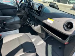 Mercedes-Benz eSprinter Cargo Van High Roof HO 2500 High Roof HO 170" RWD 2025 — side view