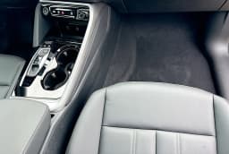Audi Q5 Premium 2.0 TFSI quattro 2026 — side view