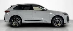 Audi Q5 Premium 2.0 TFSI quattro 2026 — side view