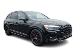 Audi SQ7 Premium Plus quattro 2026 — side view