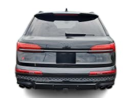 Audi SQ7 Premium Plus quattro 2026 — side view