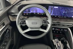 Audi Q5 Sportback Premium 2.0 TFSI quattro 2026 — side view
