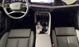 Audi Q5 Sportback Premium Plus 2.0 TFSI quattro 2026 — side view