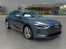Audi A5 Premium 2.0 TFSI quattro 2026 — side view